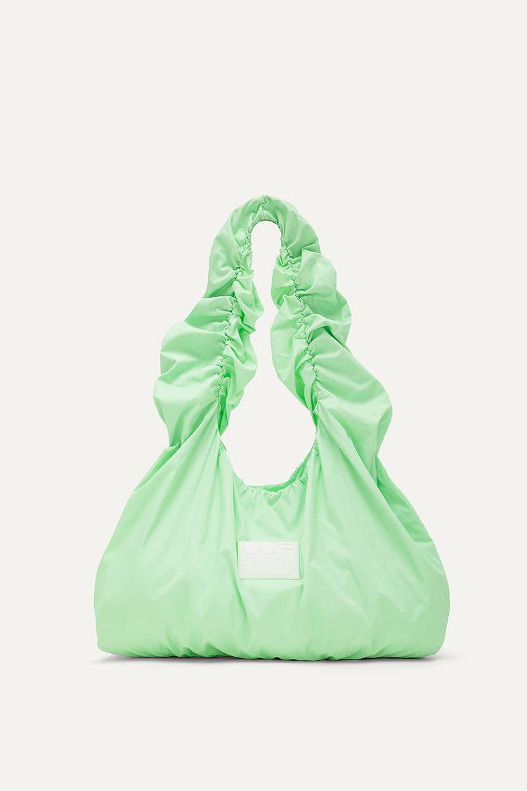 Oof Wear BORSA A SPALLA IN NYLON CRINCLE WATER REPELLENT 3079 - VERDE MENTA