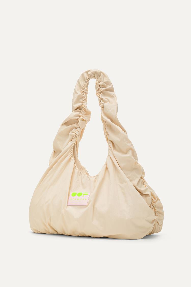 Oof Wear BORSA A SPALLA IN NYLON CRINCLE WATER REPELLENT 3079 - CREMA