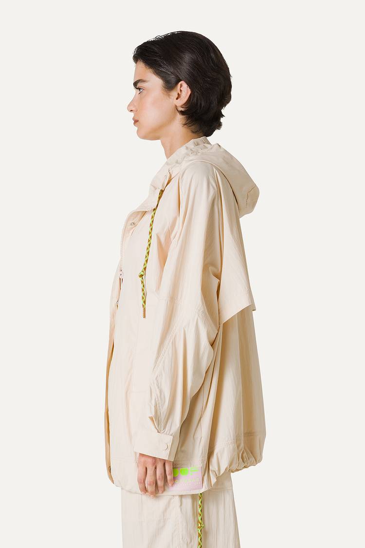 Oof Wear GIACCA CON CAPPUCCIO OVER IN NYLON 9206 - CREMA