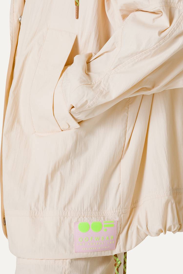 Oof Wear GIACCA CON CAPPUCCIO OVER IN NYLON 9206 - CREMA