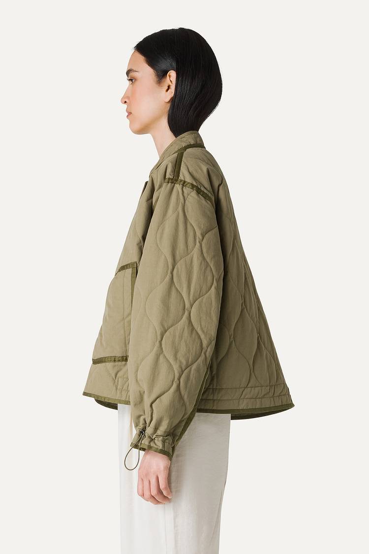 Oof Wear GIACCA CORTA SVASATA IN COTONE TRAPUNTATO 9224 - VERDE MUSCHIO