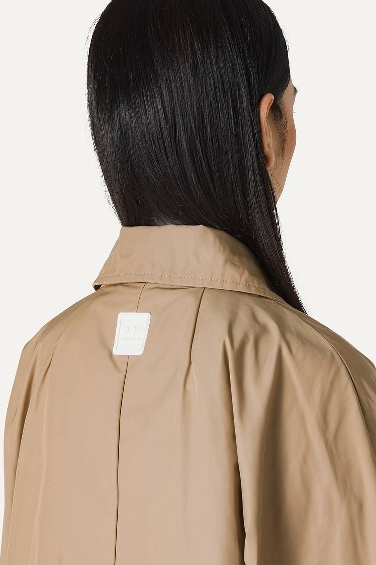 Oof Wear TRENCH IN NYLON MEMORY 9138 - BEIGE