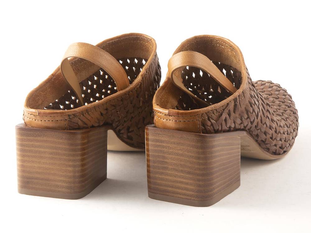 Openclosedshoes CANNA06 FOAM TEACK