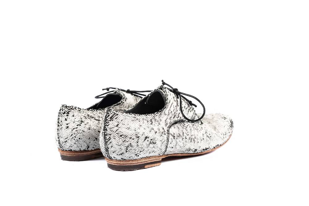 Openclosedshoes IRIS04 GIOVE NERO/BIANCO