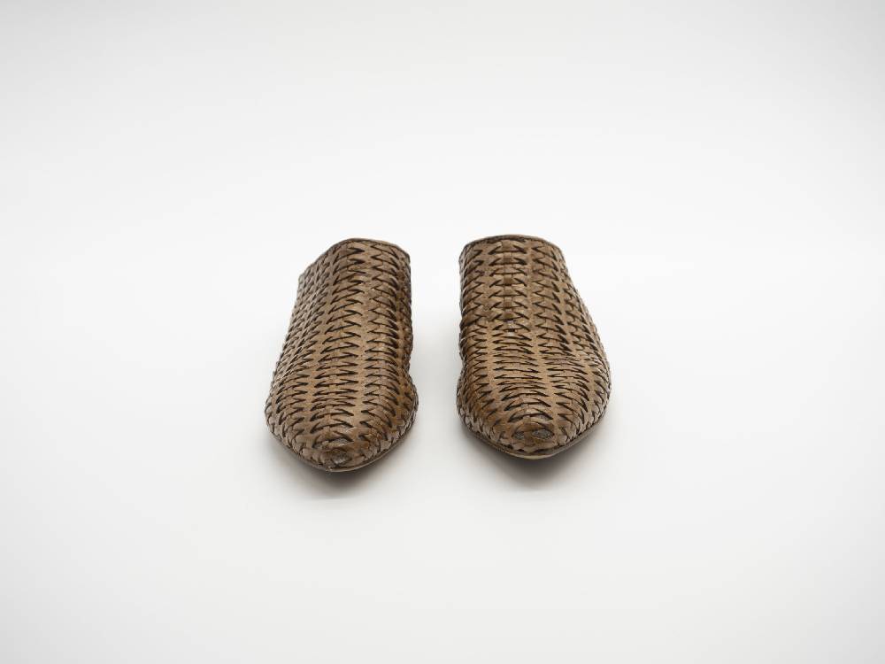 Openclosedshoes IRIS23 FOAM