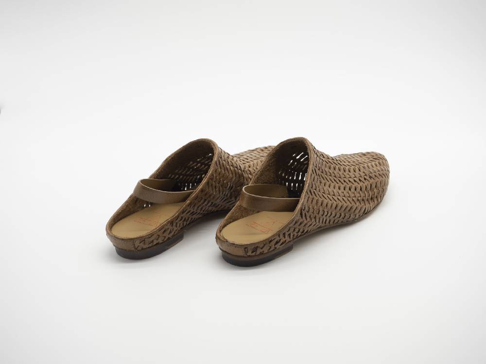 Openclosedshoes IRIS23 FOAM