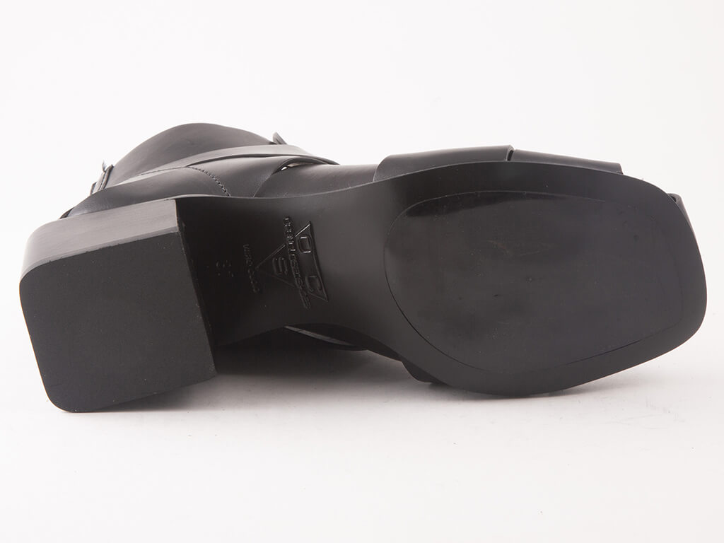 Openclosedshoes TRACK02 FOAM