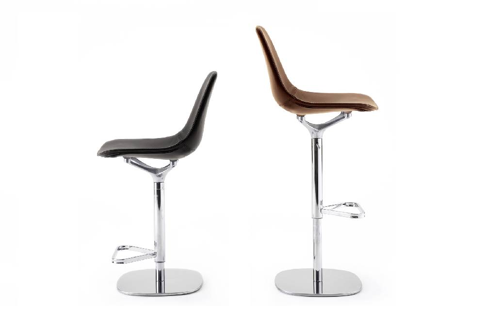 Opinion Ciatti Mammamia Stool Marcello Ziliani / 2015-2019