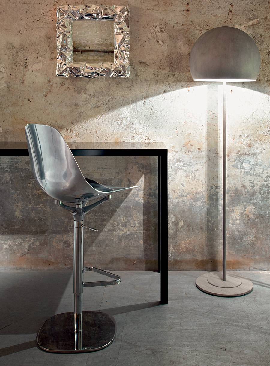 Opinion Ciatti Mammamia Stool Marcello Ziliani / 2015-2019