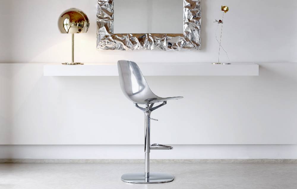 Opinion Ciatti Mammamia Stool Marcello Ziliani / 2015-2019