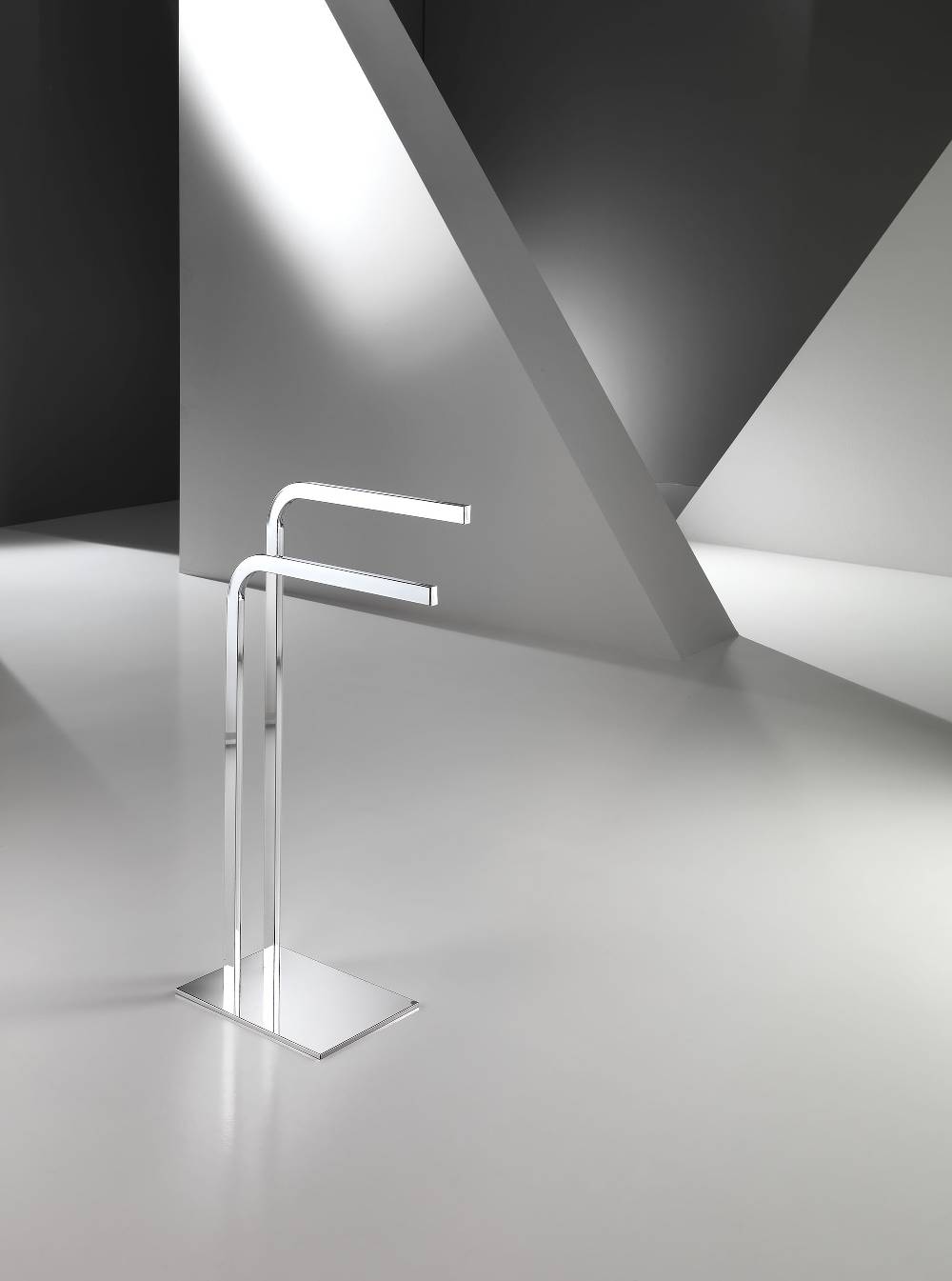 Oresteluchetta Colonna Porta Asciugamani ELBE