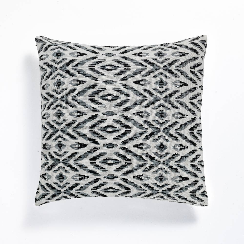 Oresteluchetta Cuscino IKAT B&W