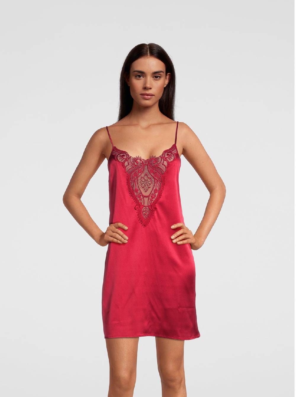 Oscalito Abito Sottoveste In Raso Di Seta Stretch Con Macramè 10340