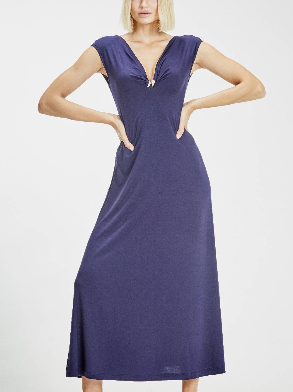 Oscalito Maxi abito scollo a V senza maniche in Micromodal 1383