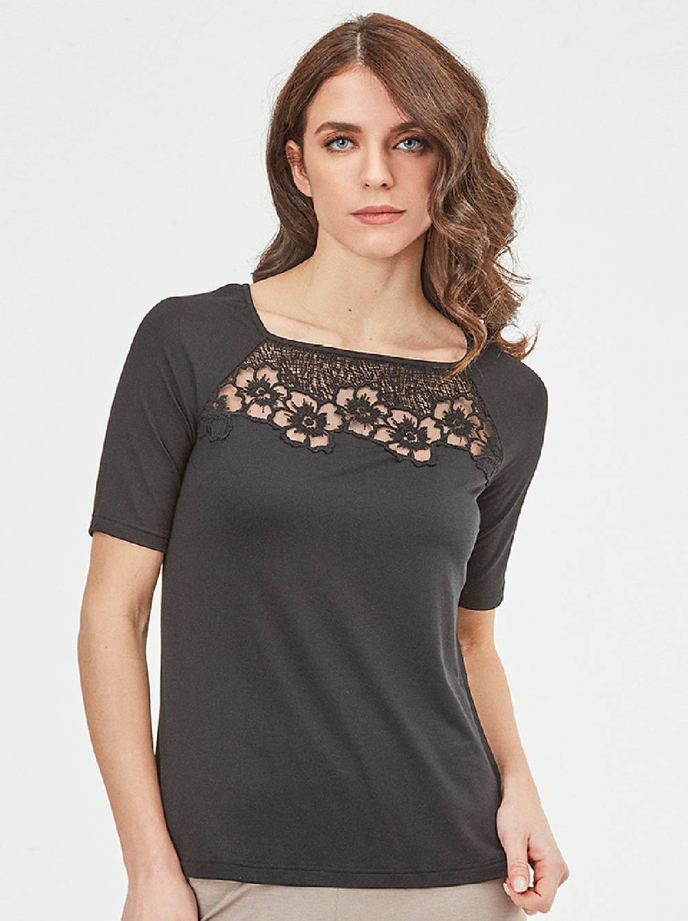 Oscalito T-Shirt In Micromodal Con Macramè 1371