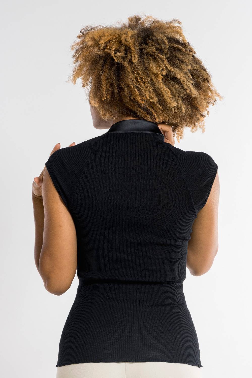 Oscalito Top Donna70% Lana , 30% Seta 6904