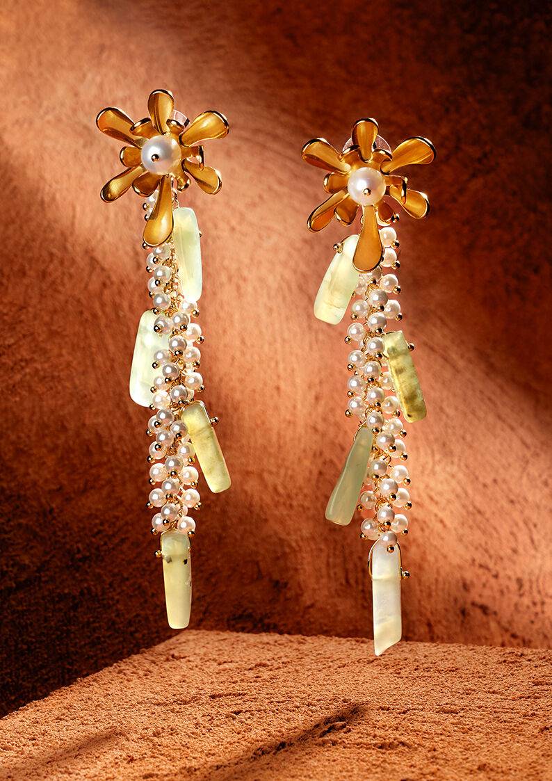 Ottaviani Orecchini Dorati Con Giada,perle Di Vetro E Pe