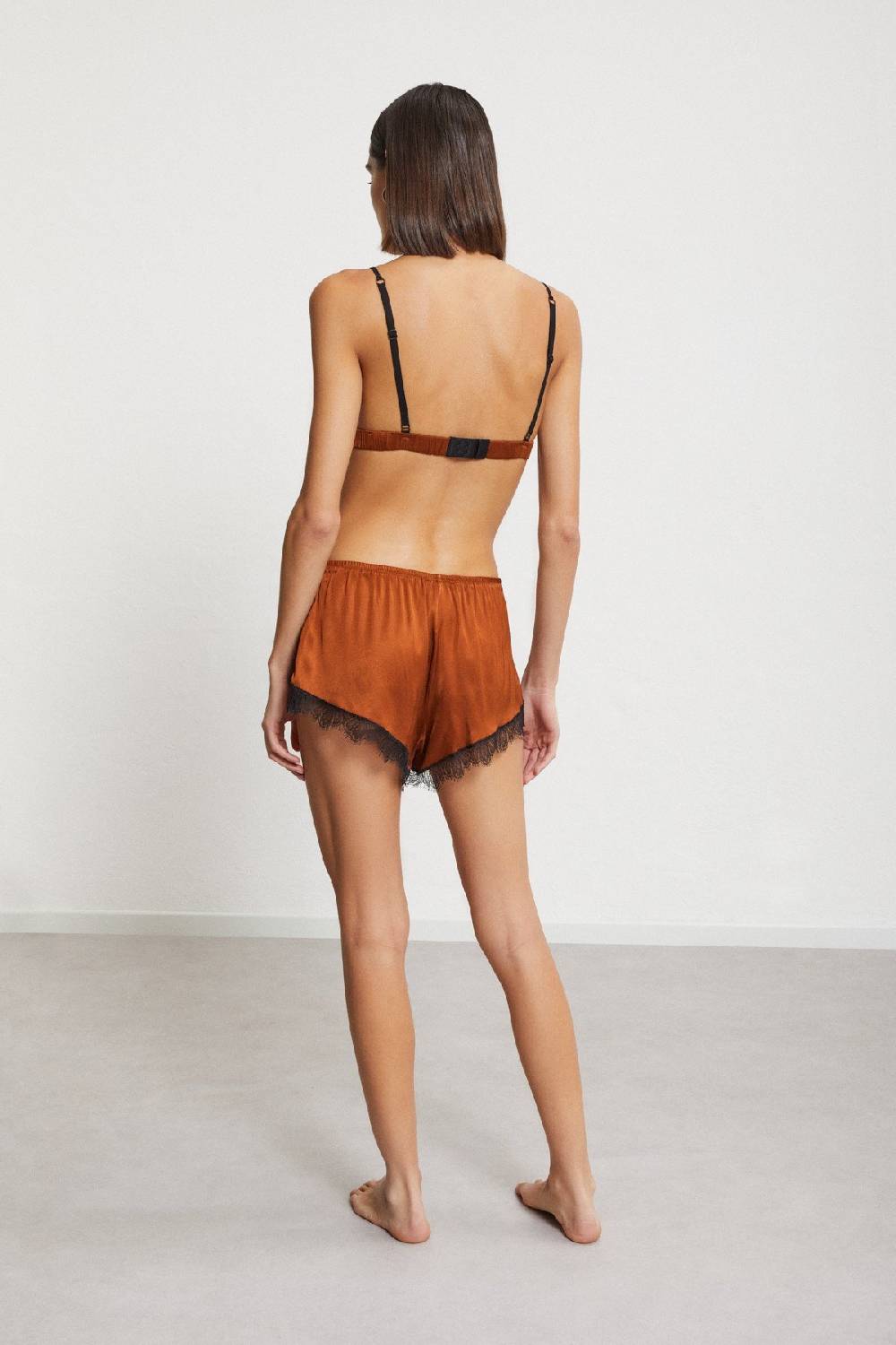 Ottod'Ame Culotte With Lace