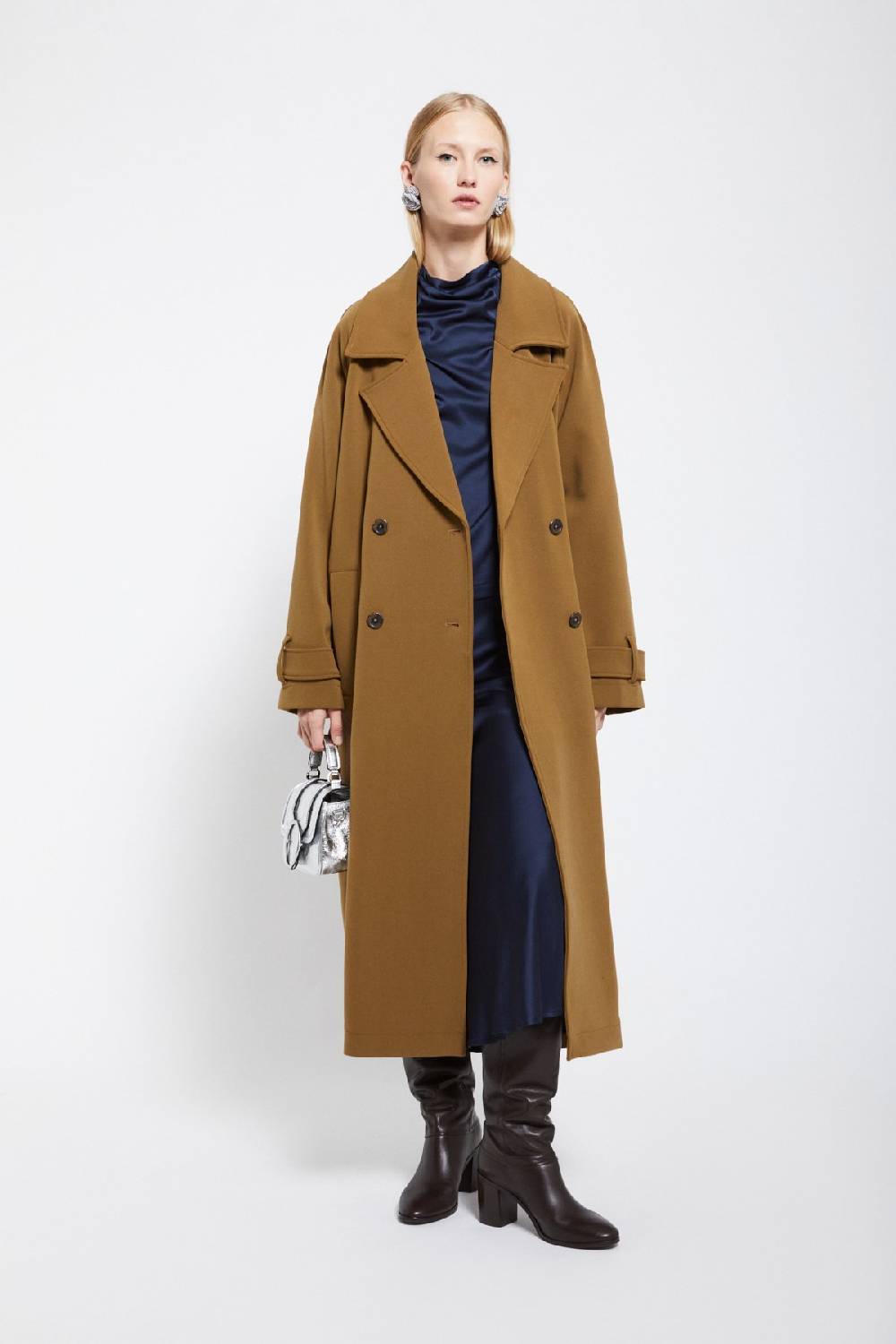 ottod'Ame Double-breasted trench with sash