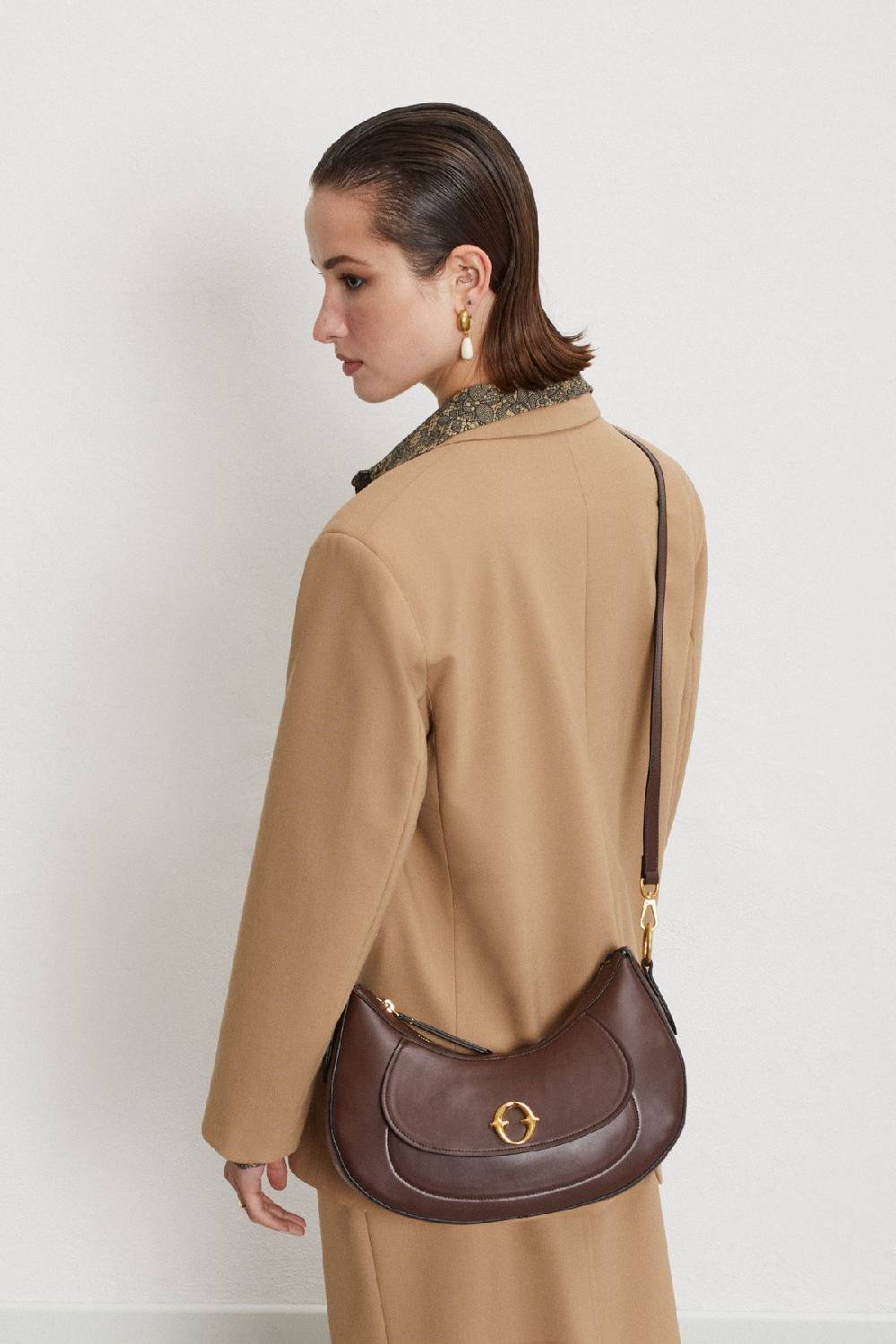 Ottod'Ame Leather Belly Maxi Bag