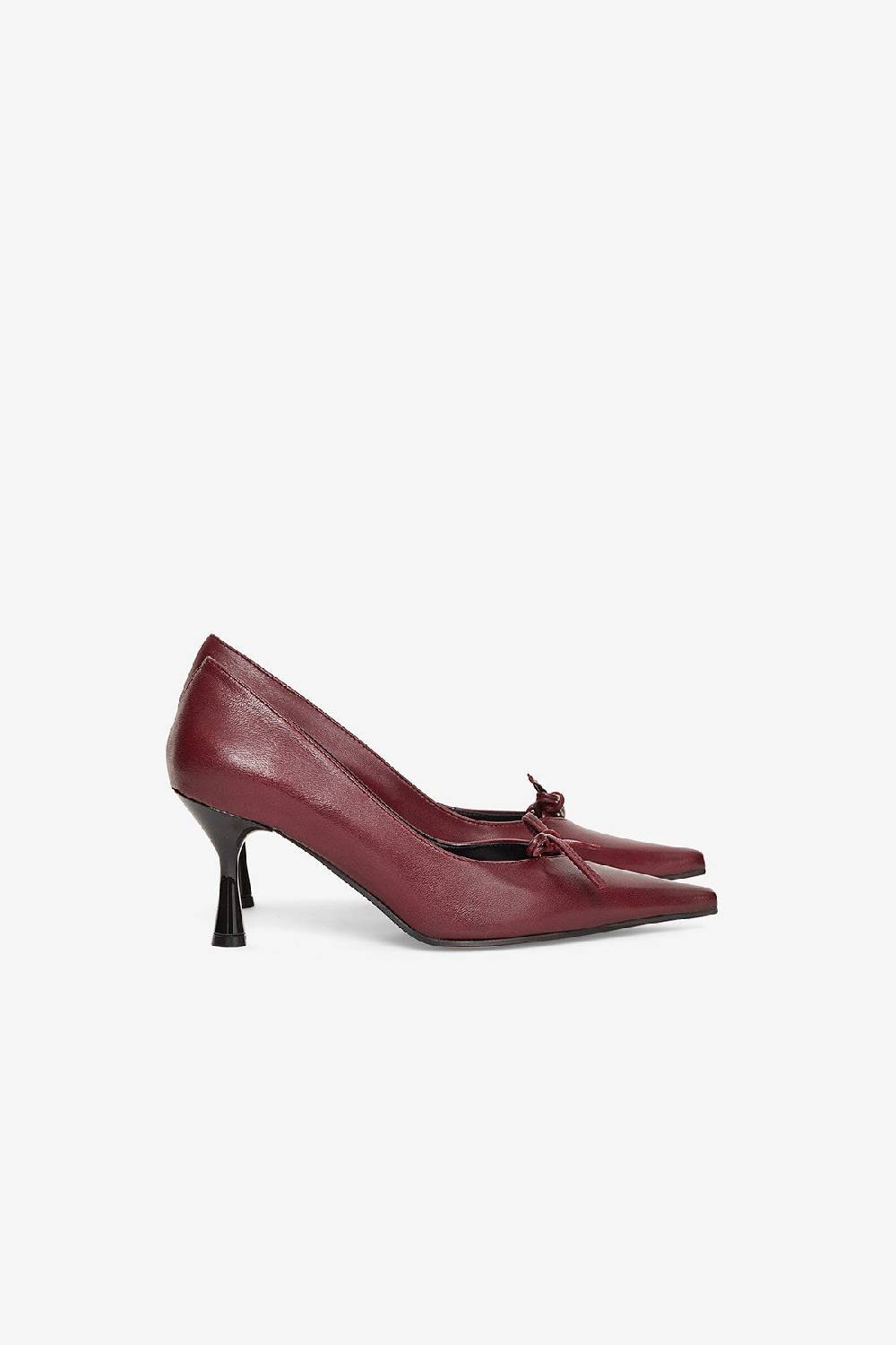 Ottod'Ame Leather Pump With Bow
