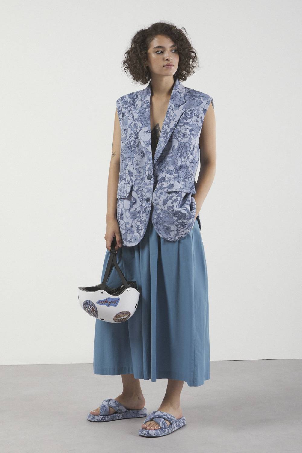 Ottod'Ame Printed Sleeveless Blazer