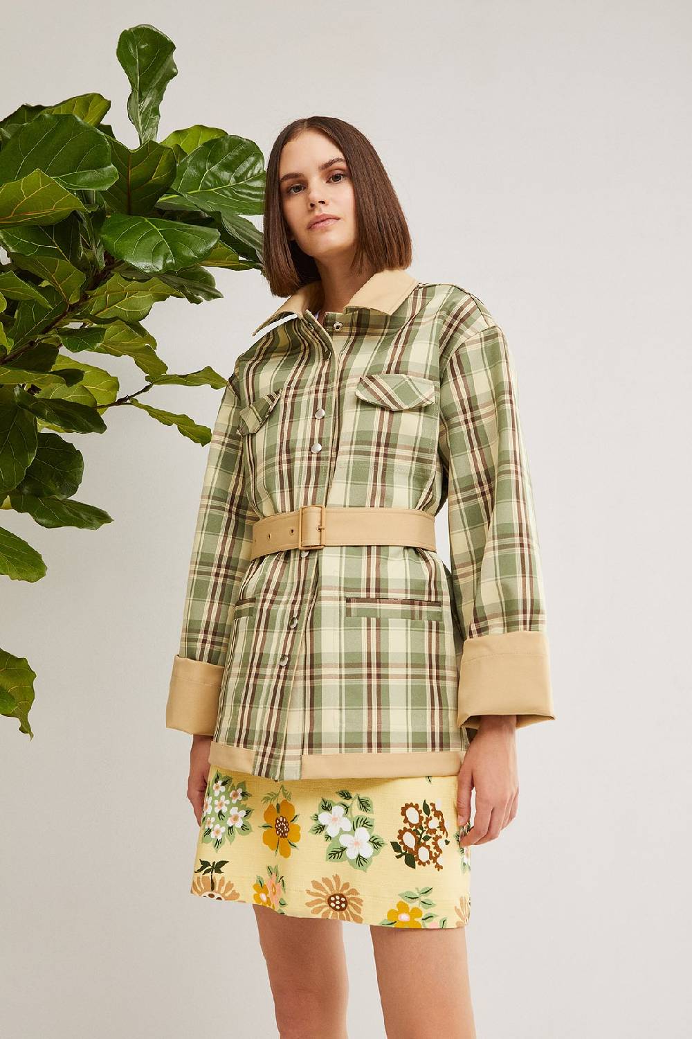 Ottod'Ame Short Trench Coat With Belt