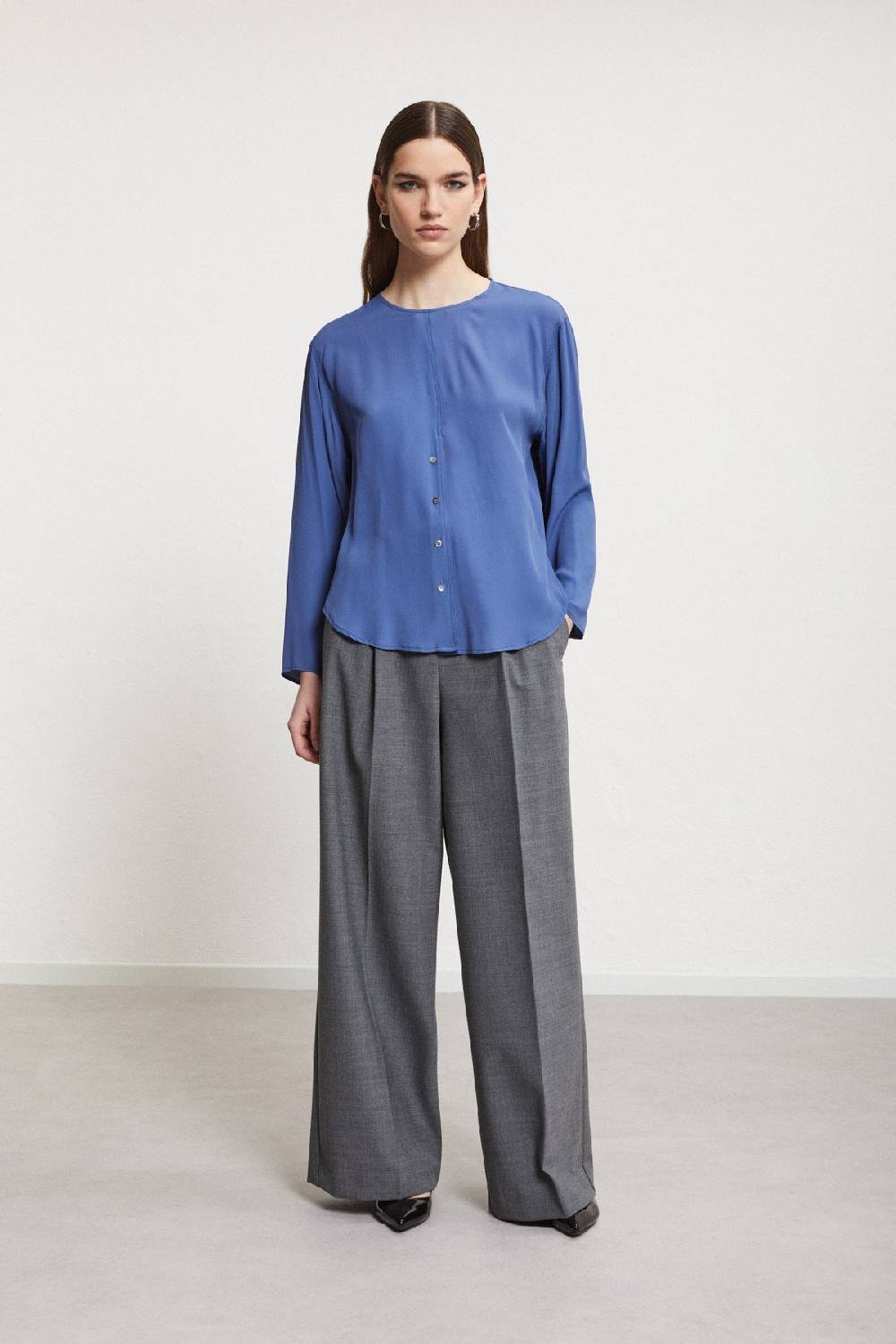 ottod'Ame Silk-blend blouse with rounded bottom