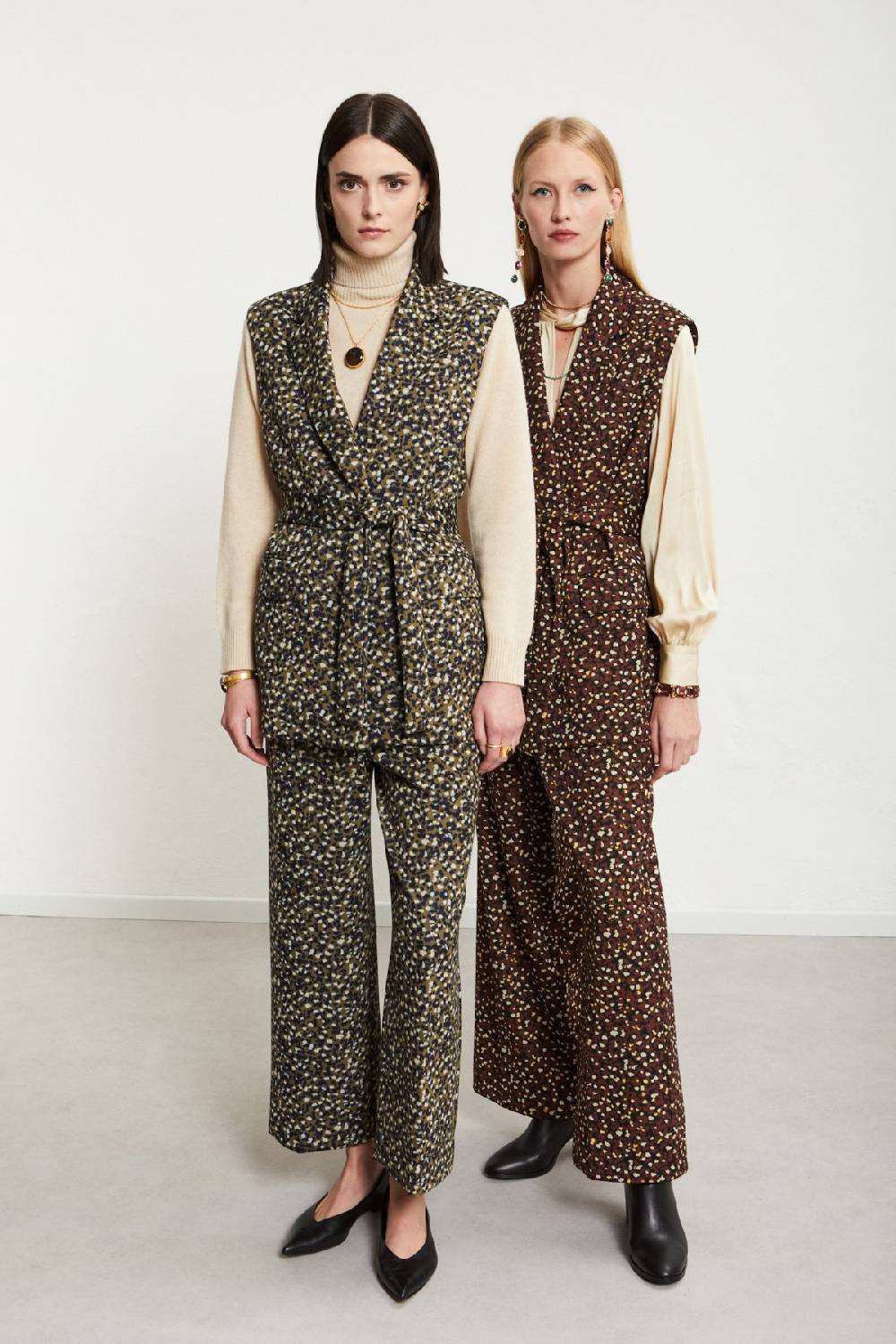 Ottod'Ame Sleeveless Blazer