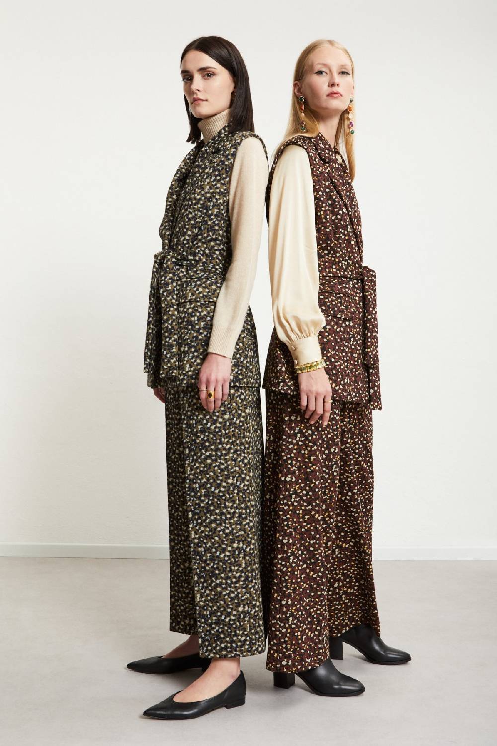 Ottod'Ame Sleeveless Blazer