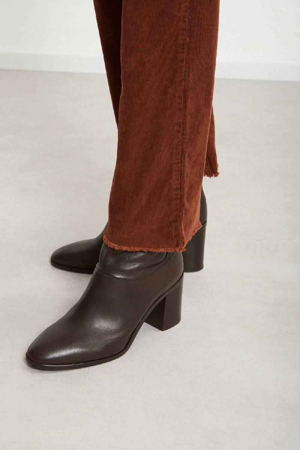 Ottod'Ame Velvet Anlke Lenght Trousers