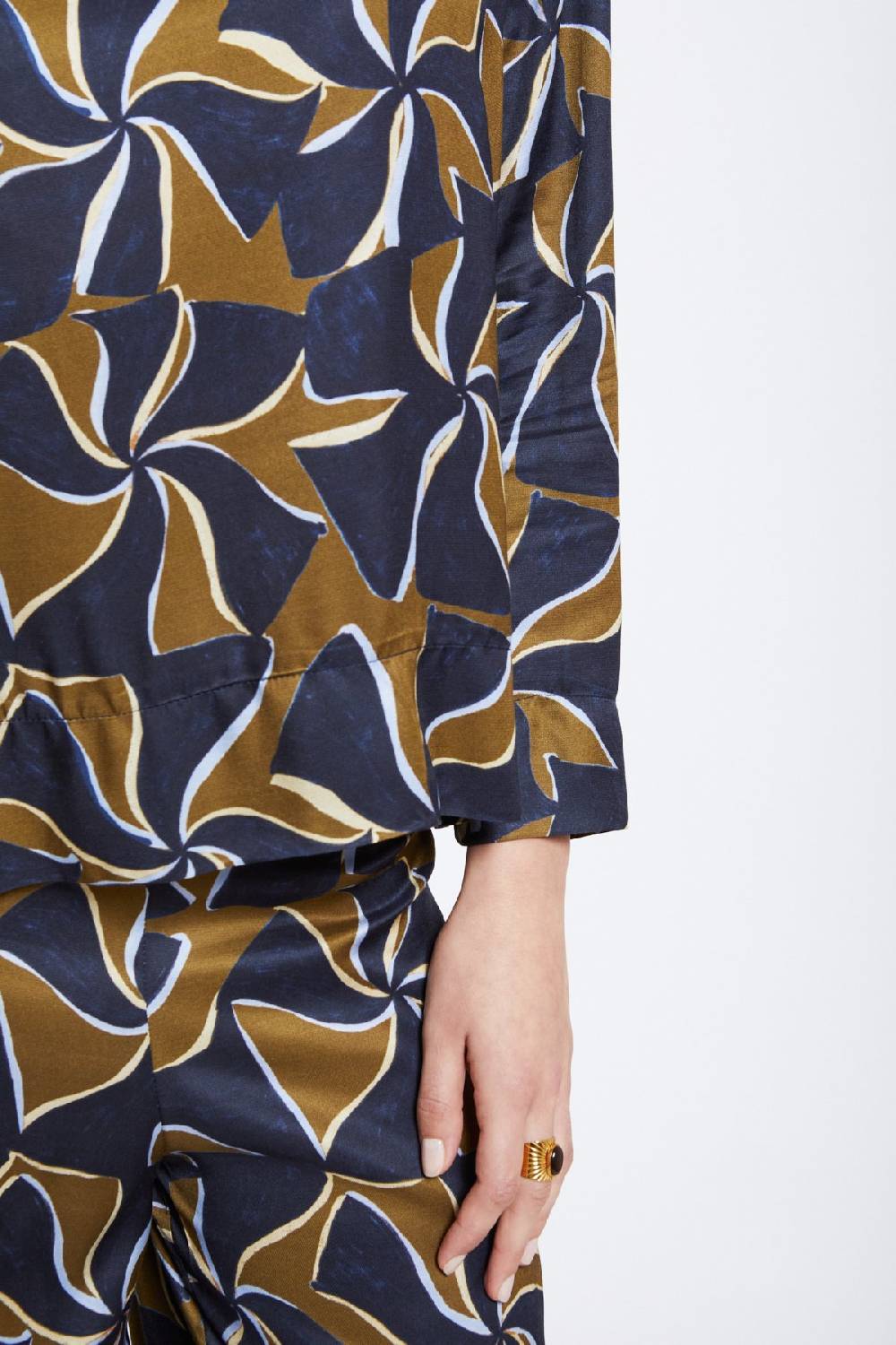 Ottod'Ame Viscose Blouse With Long Sleeves