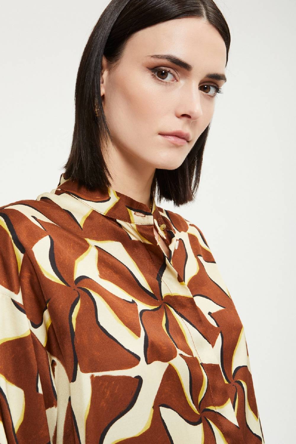 Ottod'Ame Viscose Shirt With Rounded Bottom