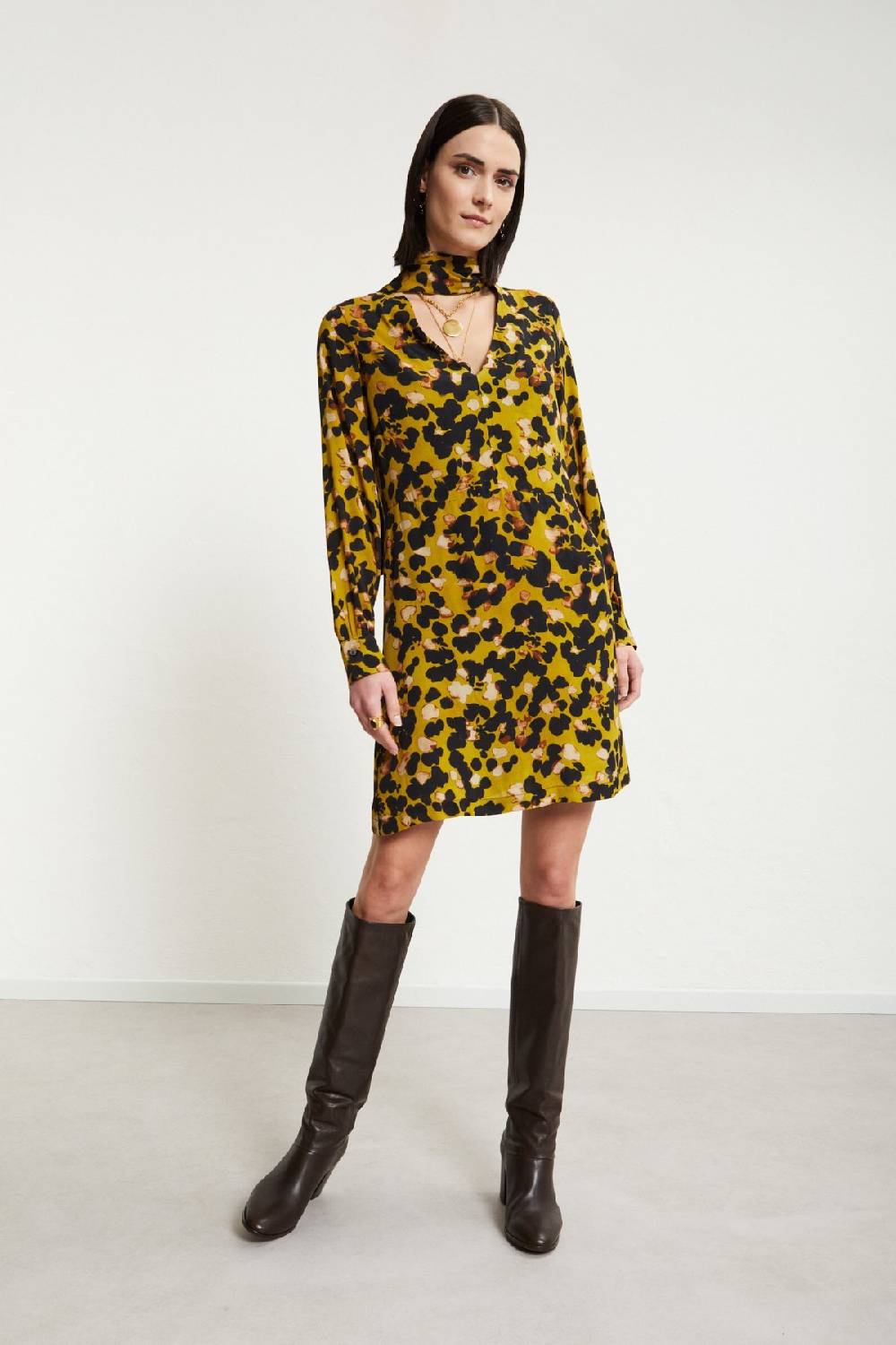 Ottod'Ame Viscose Short Dress With Scarf Neck