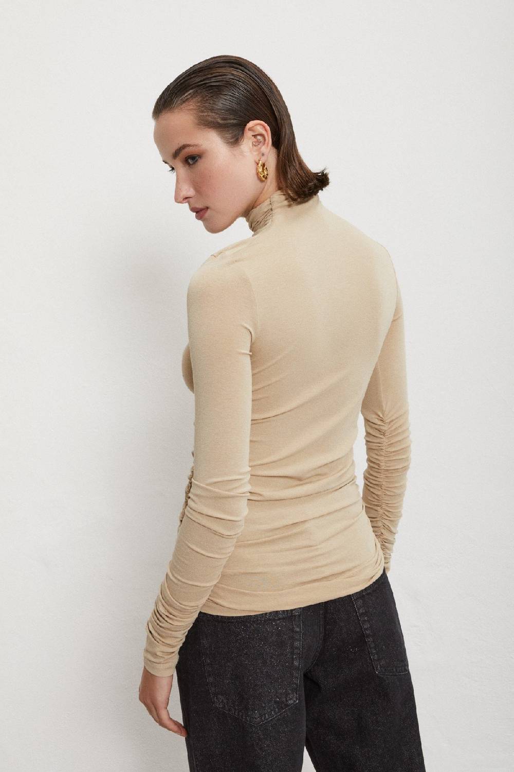 Ottod'Ame Viscose Turtleneck T-shirt With Pleats