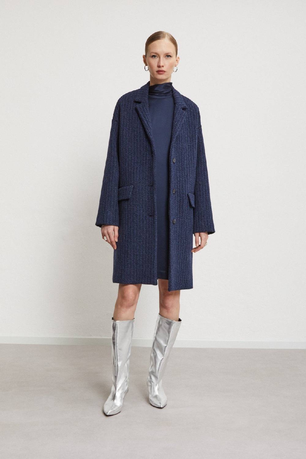 Ottod'Ame Wool-blend Coat With 3 Buttons