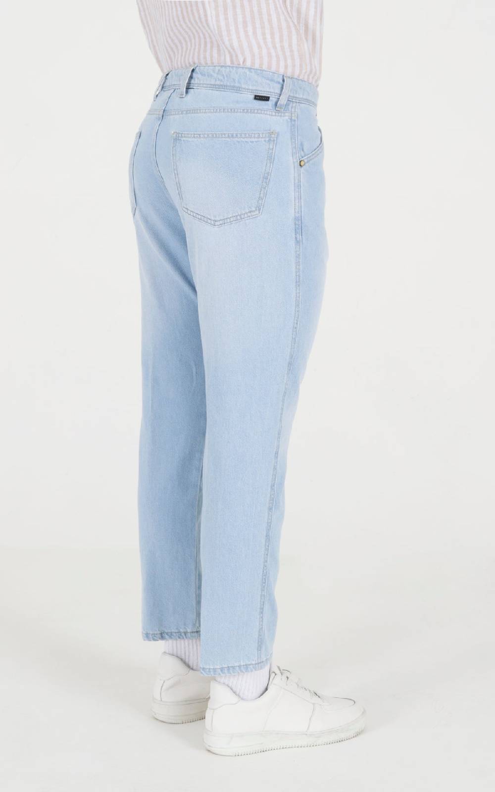 Outfit Italy Jeans Lavaggio Chiaro