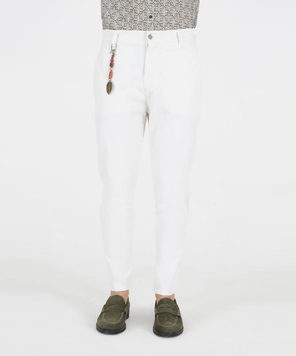 Over D PANTALONE TAPERED FIT TASCHE OBLIQUE NELLA CUCITURA