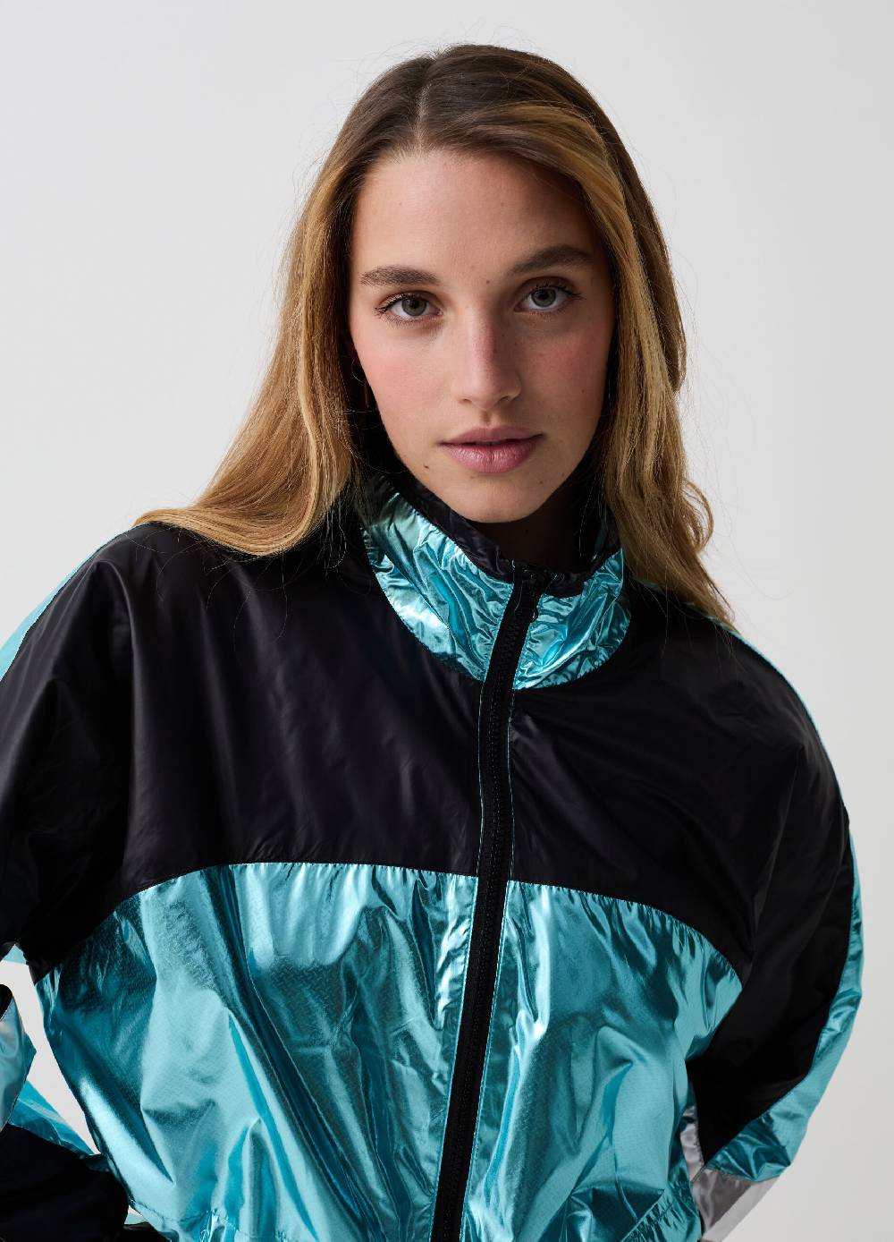 Ovs Giacca Crop In Nylon Effetto Metallizzato B.ANGEL X MARE FUORI