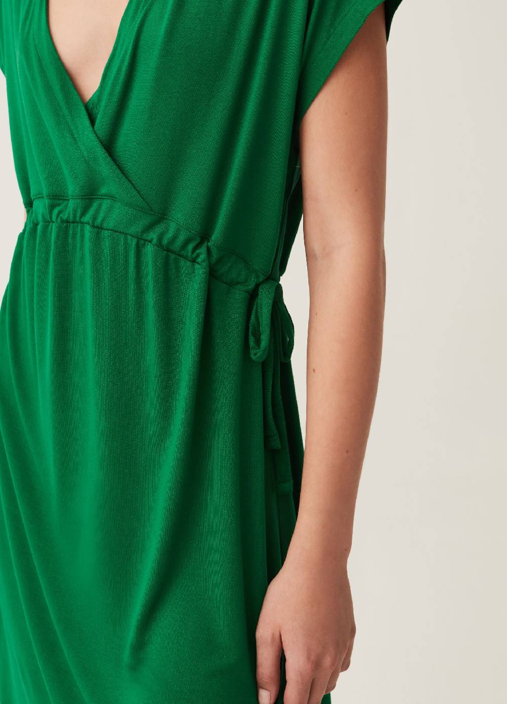 Ovs Abito Corto Con Scollo A V Maniche A Kimono