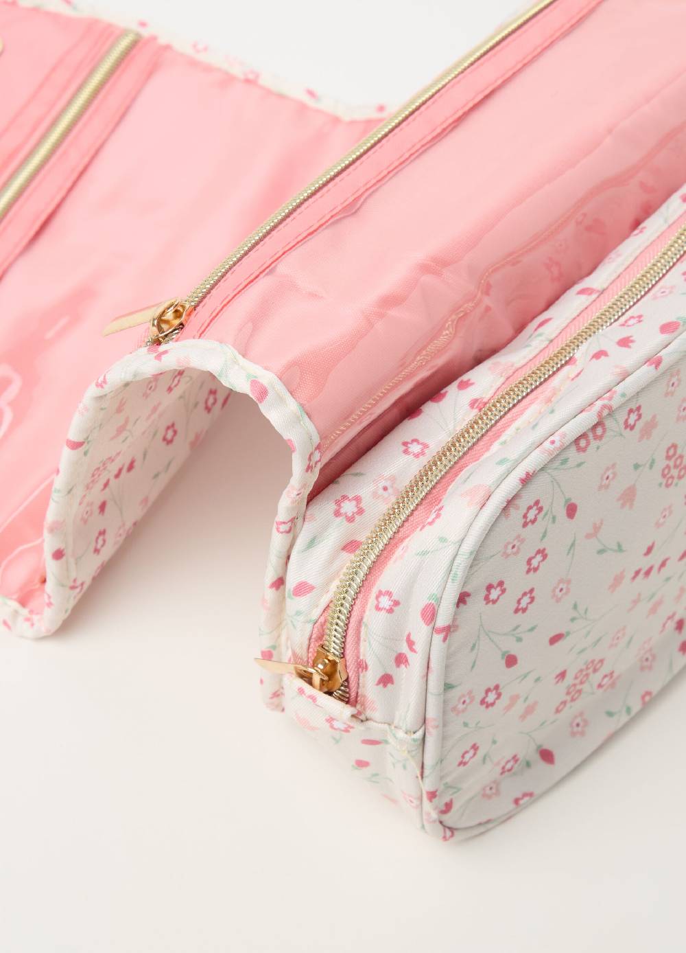 Ovs Astuccio Da Viaggio Con Gancio