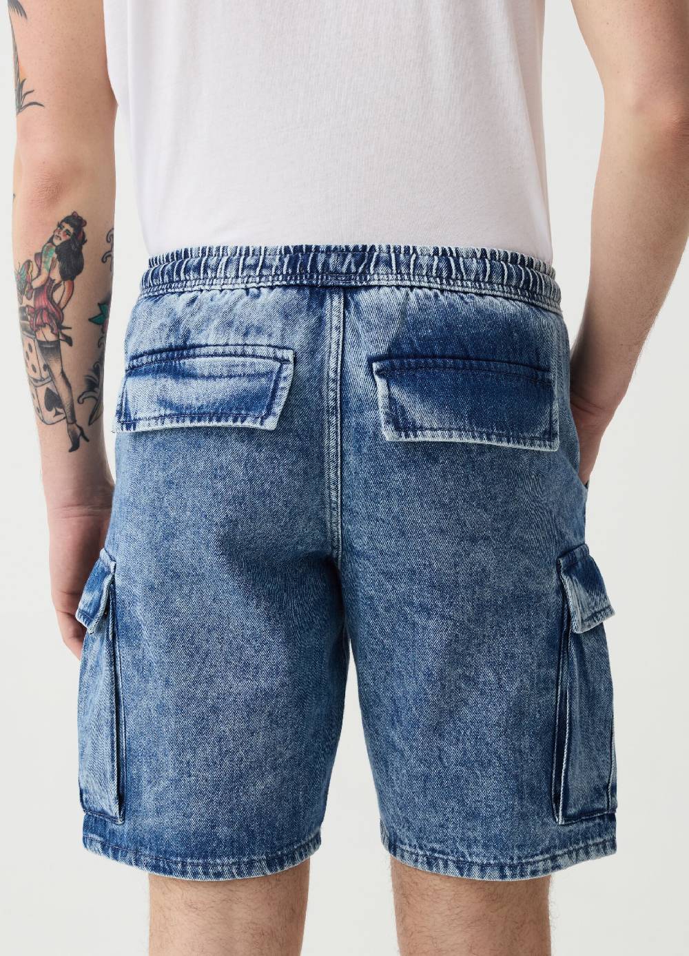 Ovs Bermuda Cargo In Denim Acid Wash