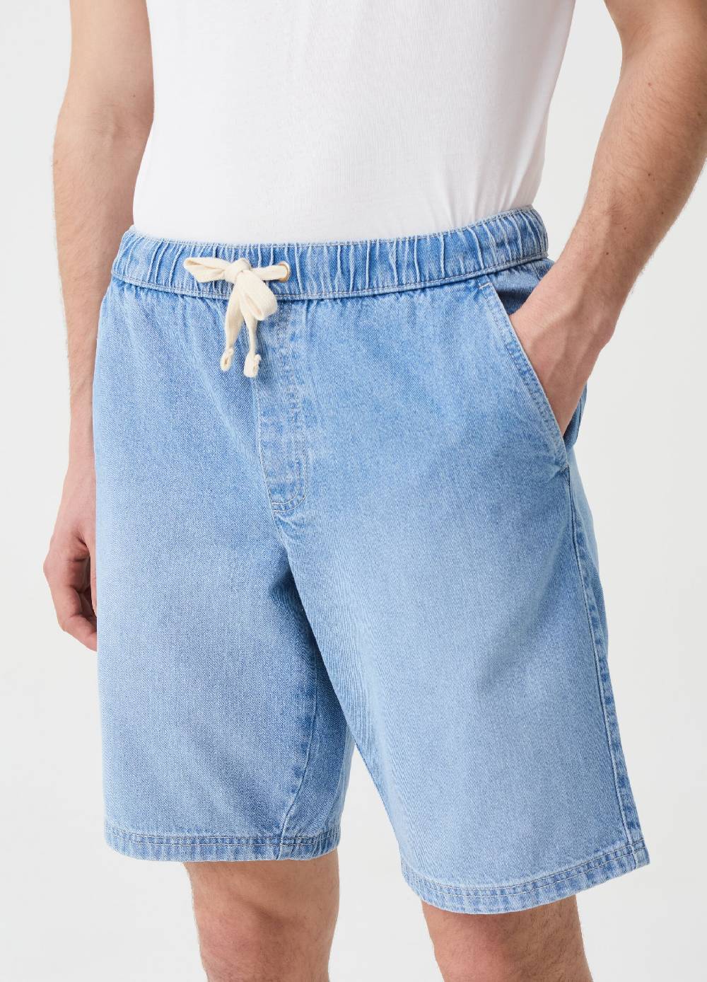 Ovs Bermuda Chino Jogger In Denim
