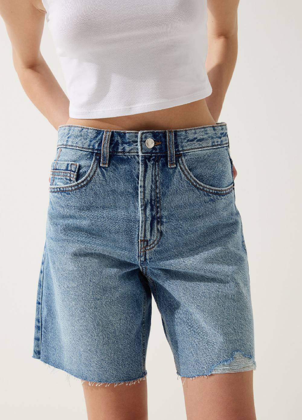 Ovs Bermuda In Denim Con Abrasioni