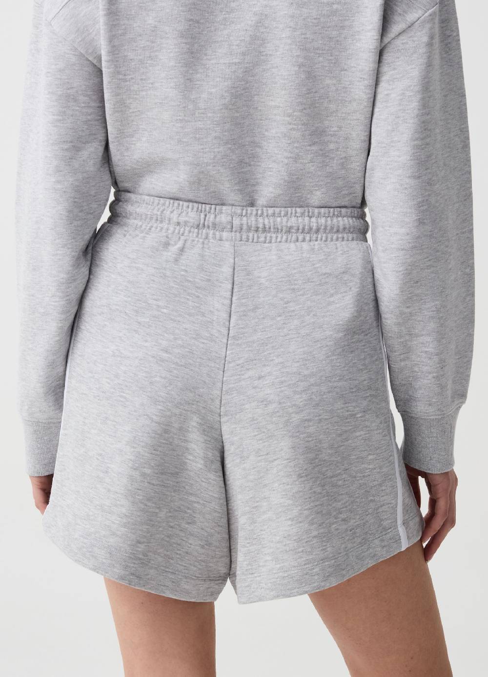 Ovs Bermuda Jogger Essential Con Profili Rigati