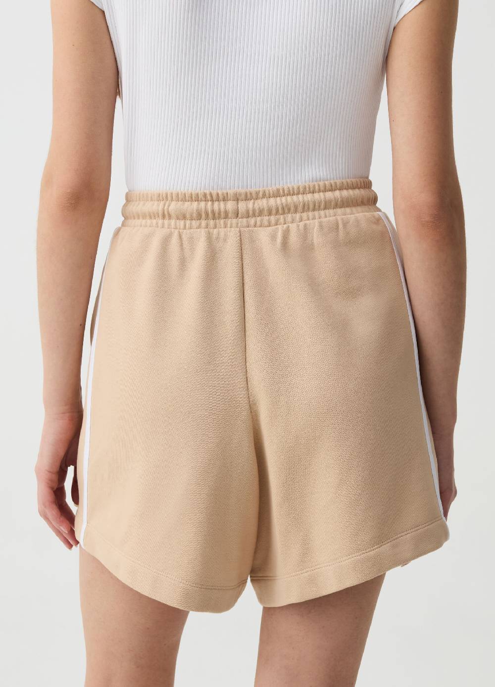 Ovs Bermuda Jogger Essential Con Profili Rigati