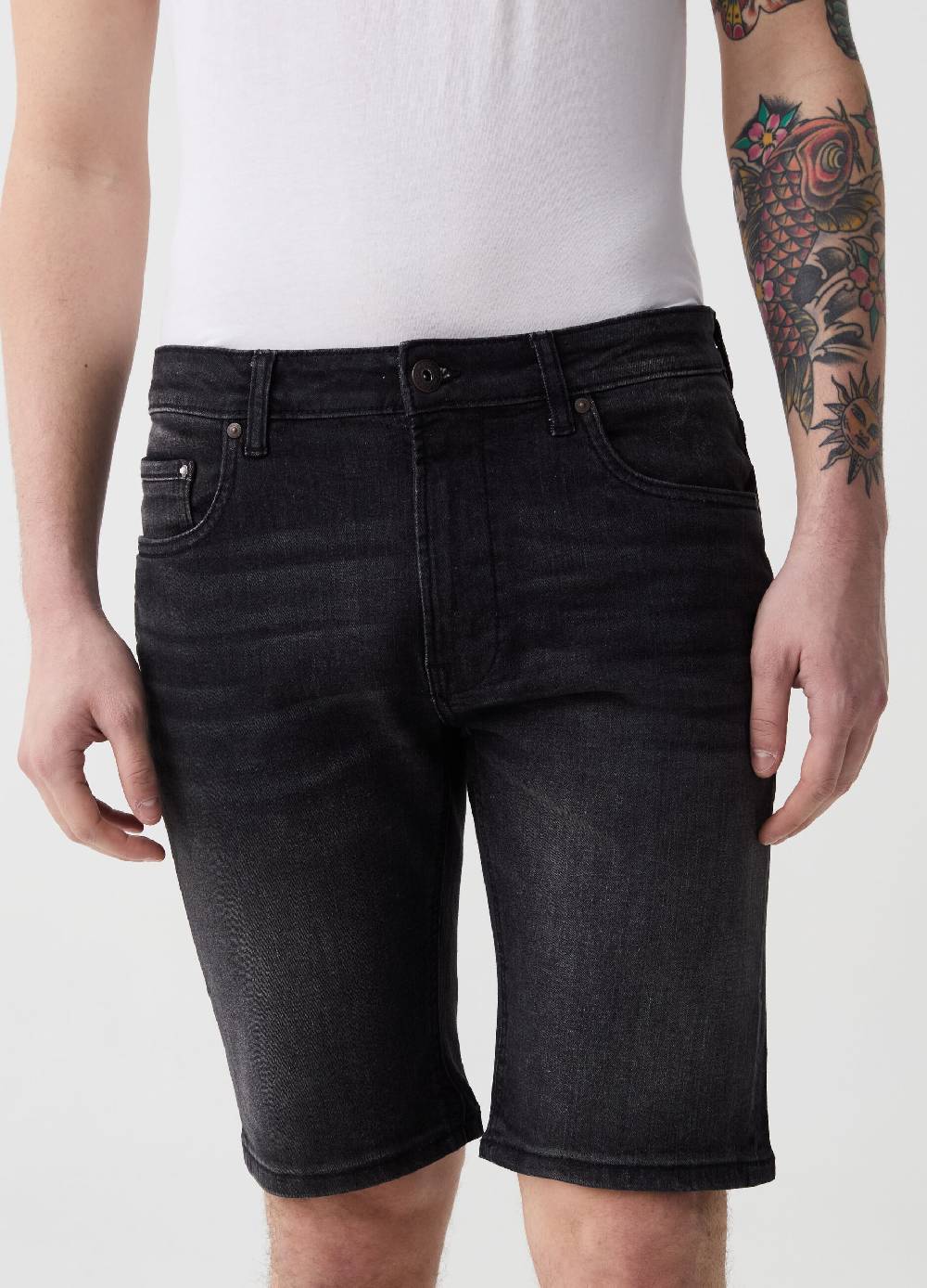 Ovs Bermuda Slim Fit In Denim Con Scoloriture