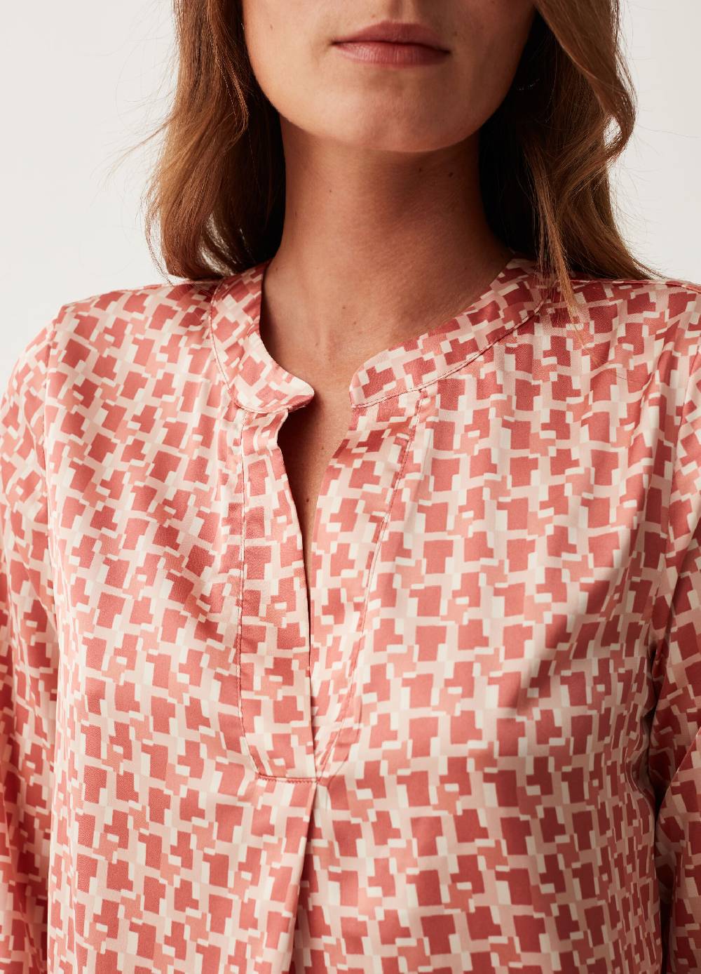 Ovs Blusa In Satin Con Scollo A V