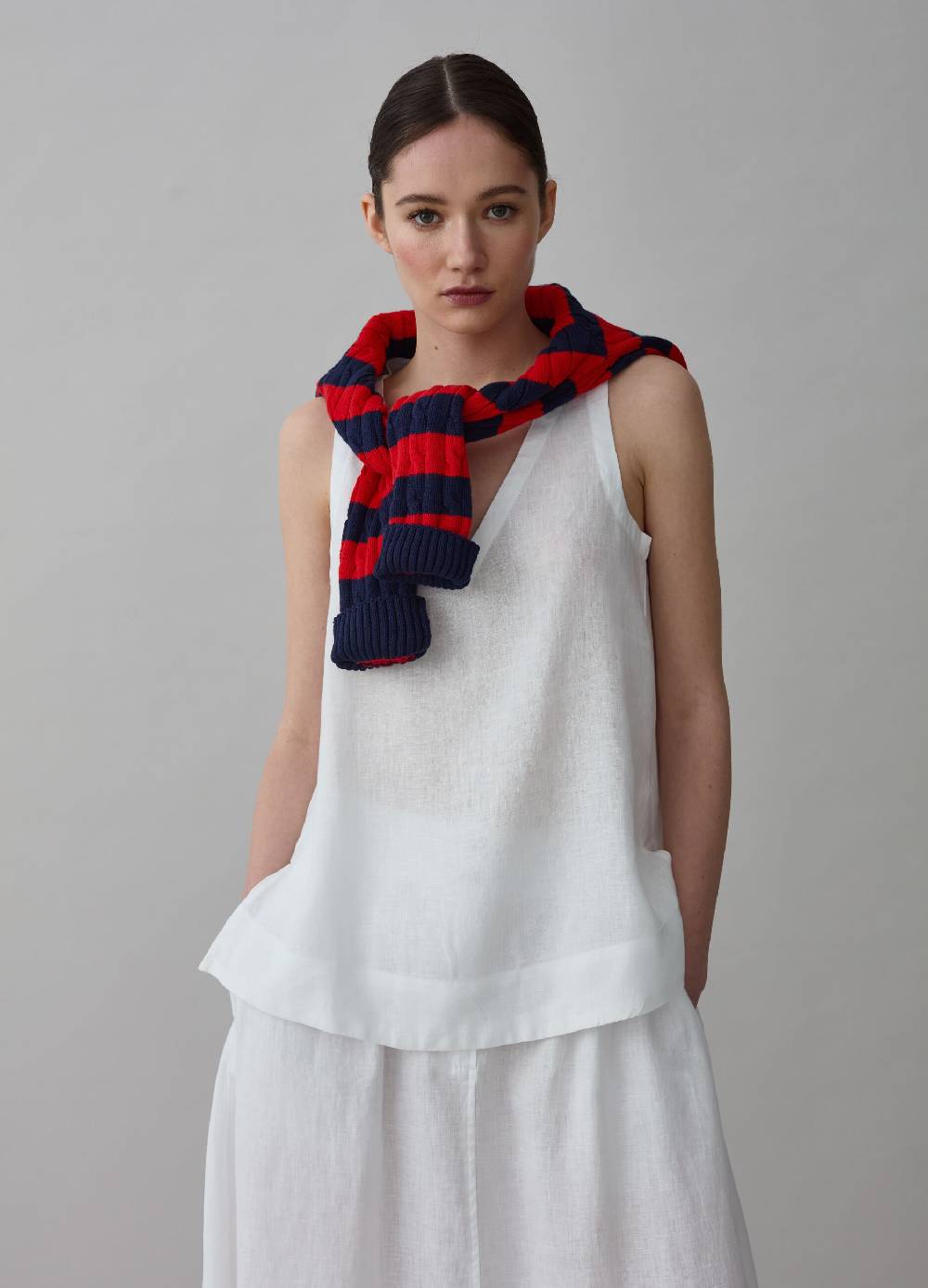 Ovs Blusa smanicata in lino scollo a V