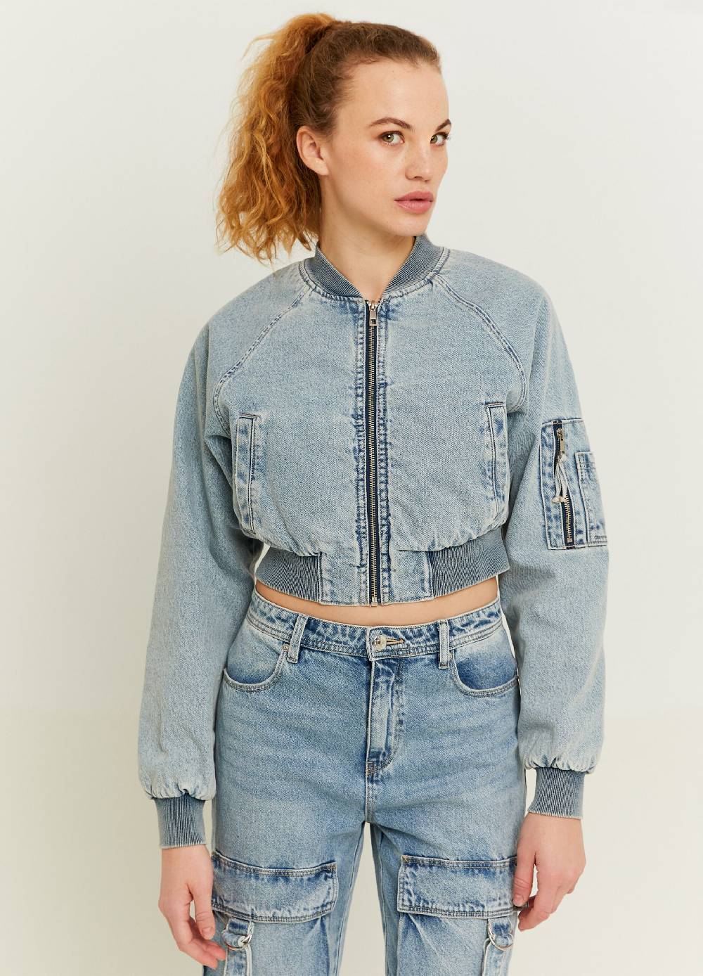Ovs Bomber Cropped In Denim Acid Wash